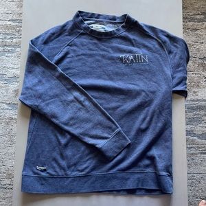 Lightweight crewneck sweater